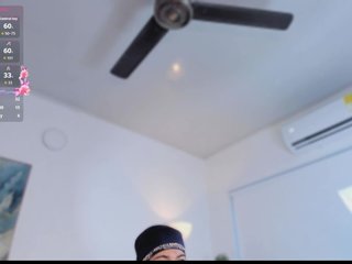 kylie-soraya Porn Show