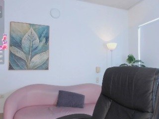 kylie-soraya Porn Show