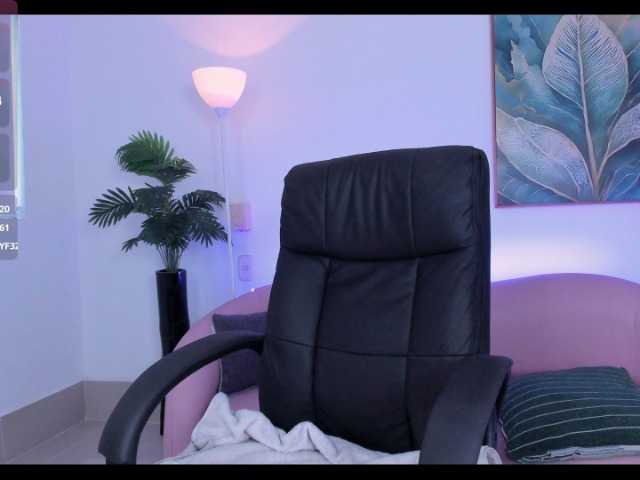  kylie-soraya chat room