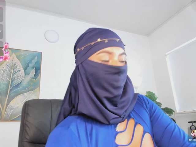 kylie-soraya's BongaCams show and profile