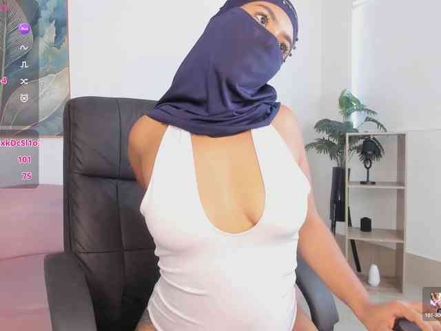 kylie-soraya kylie-soraya