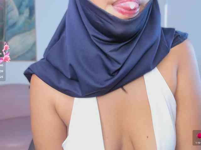 kylie-soraya kylie-soraya