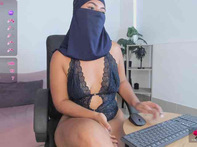 kylie-soraya kylie-soraya