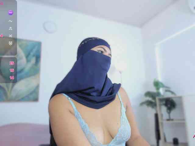 kylie-soraya kylie-soraya