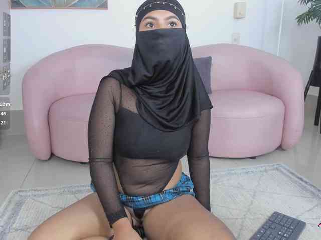 kylie-soraya kylie-soraya