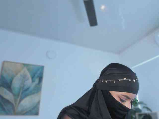 kylie-soraya kylie-soraya