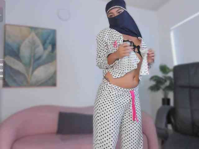 kylie-soraya kylie-soraya