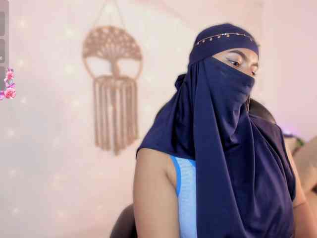 kylie-soraya kylie-soraya