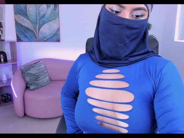 kylie-soraya Live Webcam on BongaCams
