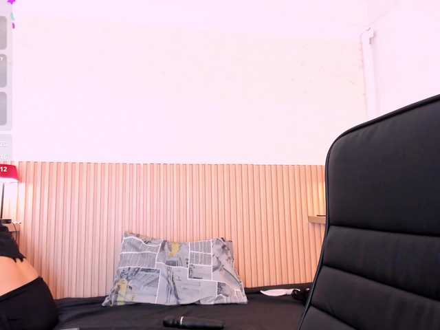 Layla-arabelle's BongaCams show and profile