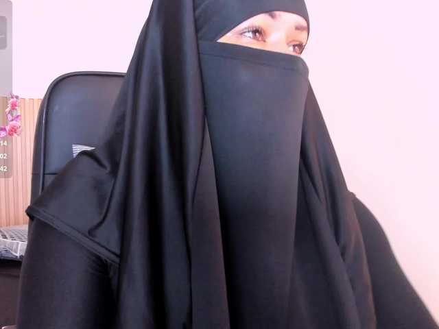 Layla-arabelle's BongaCams show and profile