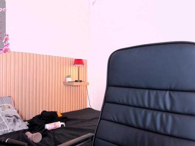 Layla-arabelle's BongaCams show and profile