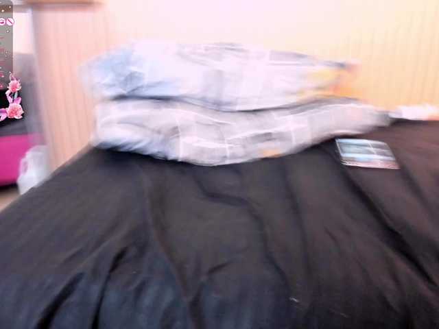 Layla-arabelle's BongaCams show and profile