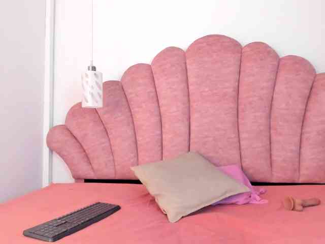 Layla-arabelle webcam