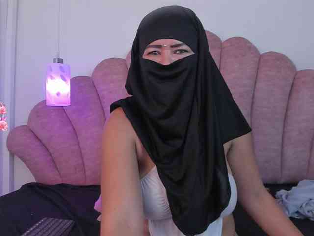 Layla-arabelle webcam