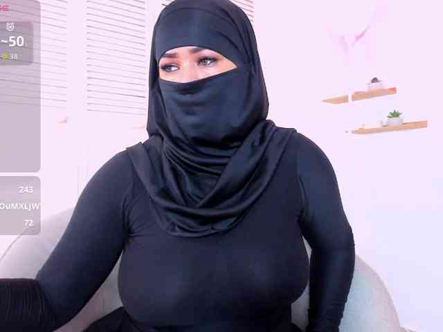 Layla-arabelle Live Webcam on BongaCams