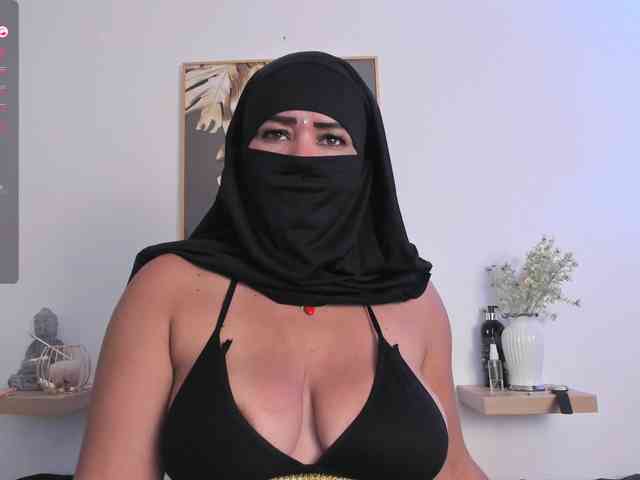 Layla-arabelle webcam