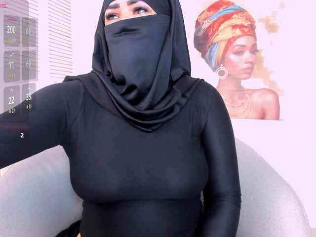 Layla-arabelle Live Webcam on BongaCams