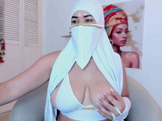 Layla-arabelle webcam