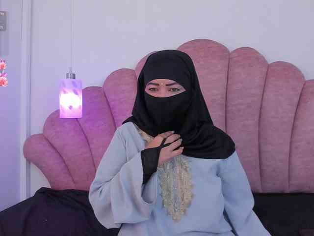 free webcam site Layla-arabelle