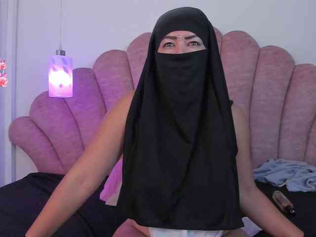 Layla-arabelle webcam