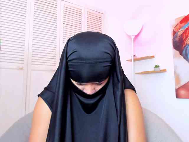 Layla-arabelle webcam