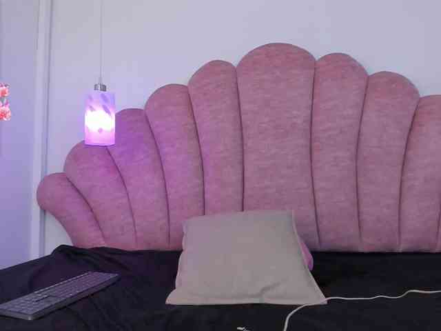Layla-arabelle webcam