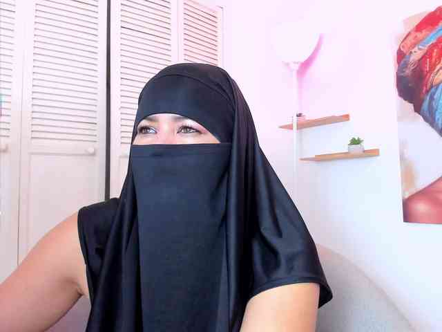 Layla-arabelle webcam