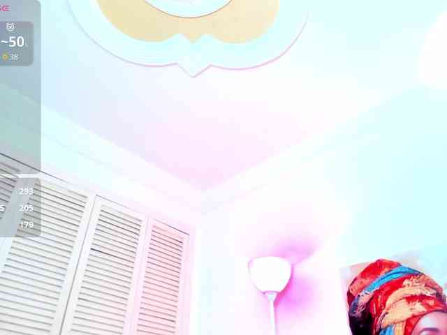 Layla-arabelle webcam