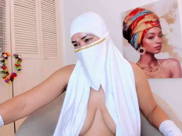Layla-arabelle webcam