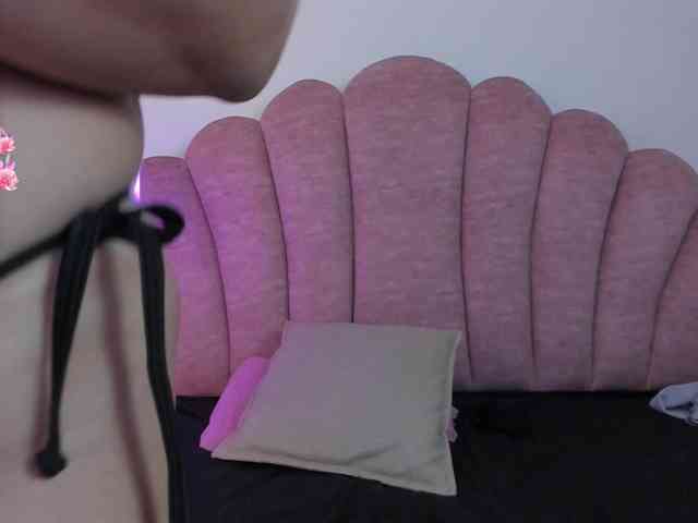 Layla-arabelle webcam