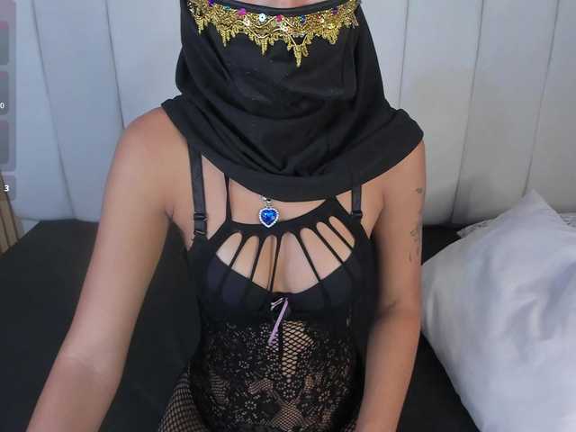  roxie-sinner chat room