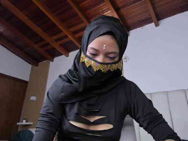 roxie-sinner Live Webcam on BongaCams