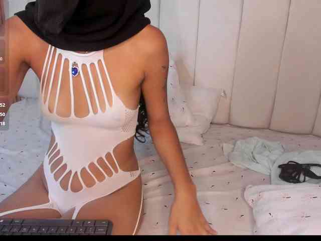 roxie-sinner webcam