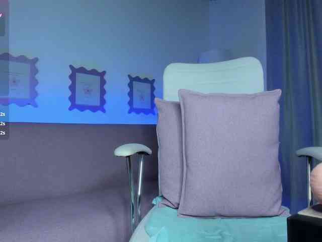 crystal-peed webcam