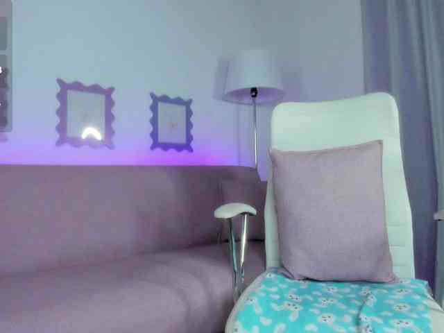 crystal-peed webcam