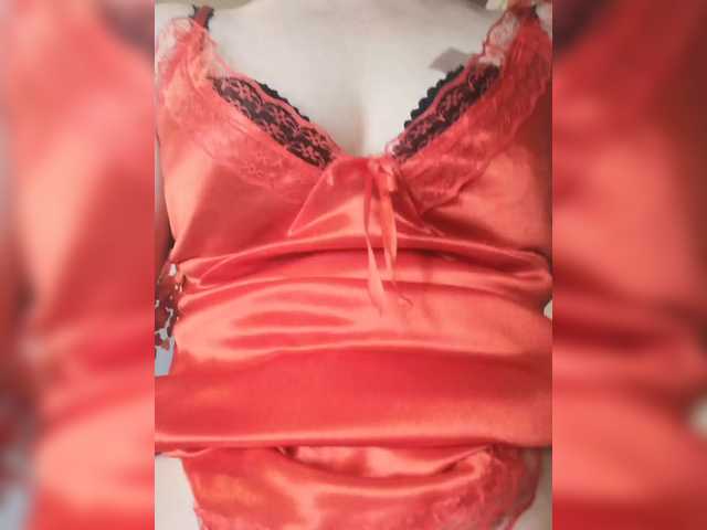 Vivadivawow's BongaCams show and profile