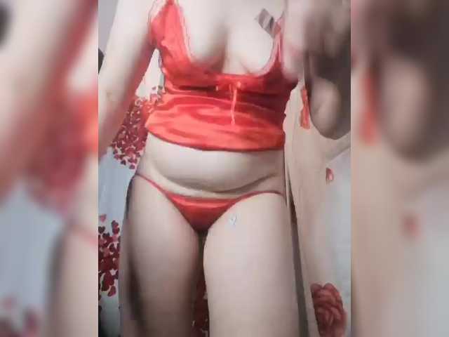 Vivadivawow's BongaCams show and profile