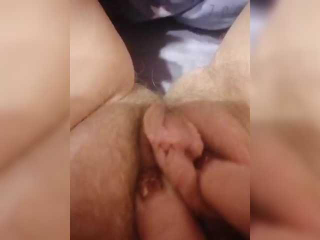 Vivadivawow's BongaCams show and profile