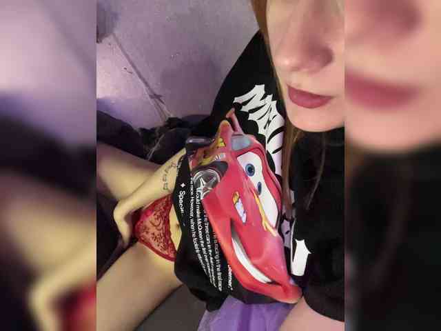 MYHOMOORIKK webcam