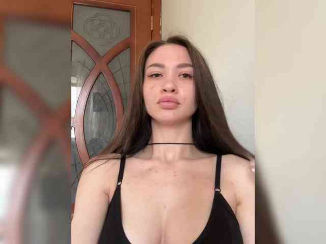Модель: SexsiHanni