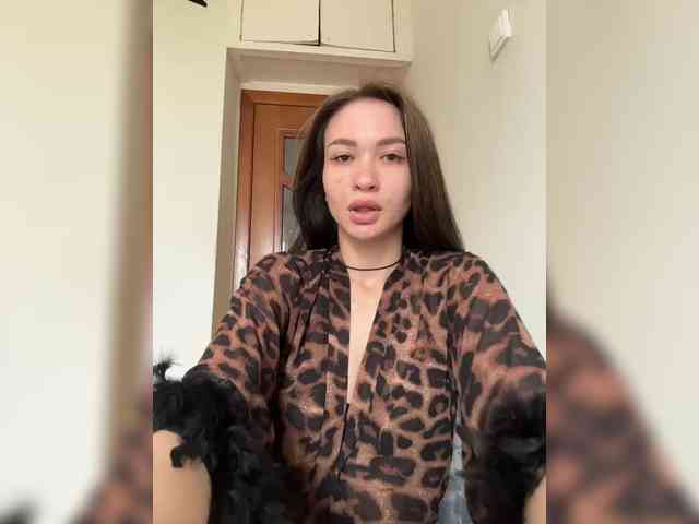 SexsiHanni webcam