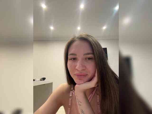 SexsiHanni webcam