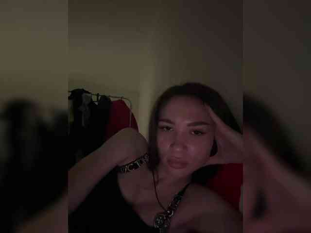 SexsiHanni webcam