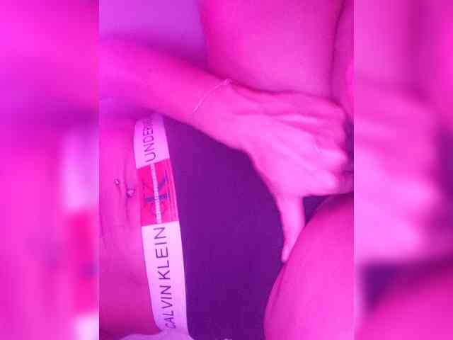 Zlata007 webcam