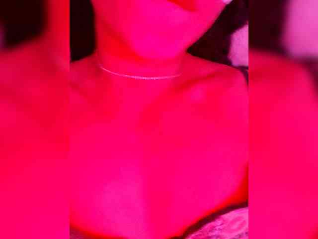 Zlata007 webcam