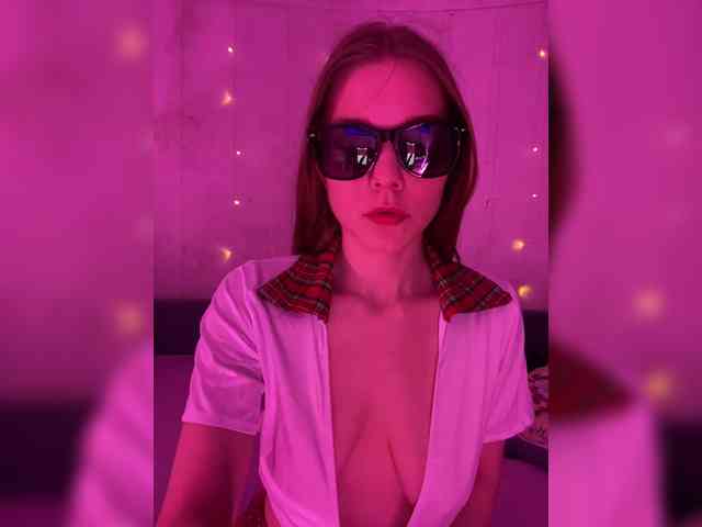 BabyGirlb webcam