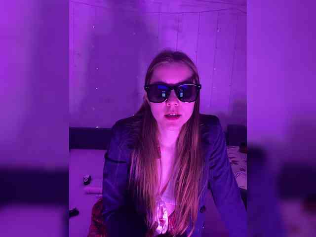 BabyGirlb webcam