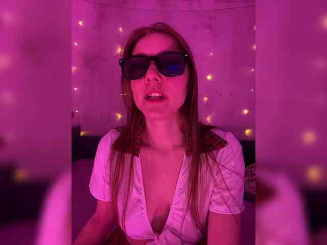 BabyGirlb webcam