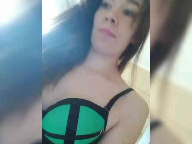 Dianae Live Webcam on BongaCams